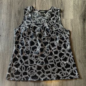 ❤️Lane Bryant, size 16, black and white sleeveless blouse